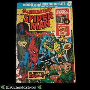 VINTAGE: The Amazing Spiderman Book / The Mark of Man-Wolf No Record In Set 1974